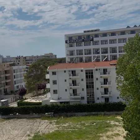 Apartman Azal Golem